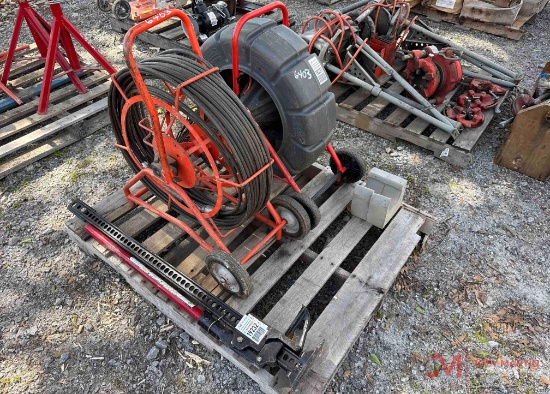 CONTENTS OF PALLET, RIGID SEESNAKE& HIGH LIFT JACK