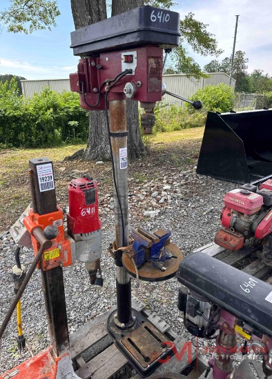 NORTHERN INDUSTRIAL 16 SPEED ELECTRIC DRILL PRESS