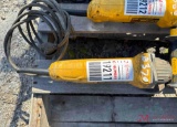 DEWALT 4-1/2