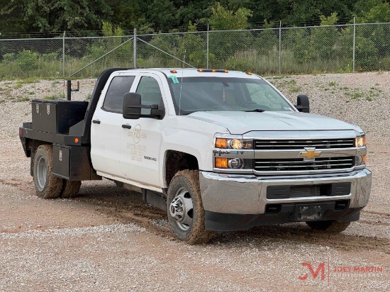 2014 CHEVROLET 3500 FLATBED SERVICE TRUCK