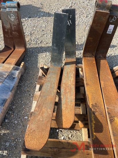 SET OF (2) FORKLIFT FORKS