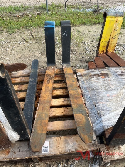 SET OF (2) TELEHANDLER FORKS