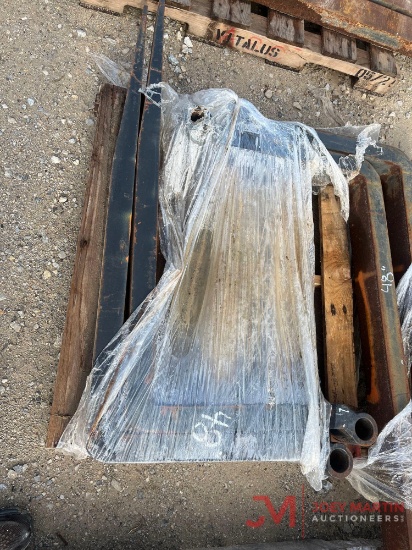 SET OF (2) TELEHANDLER FORKS