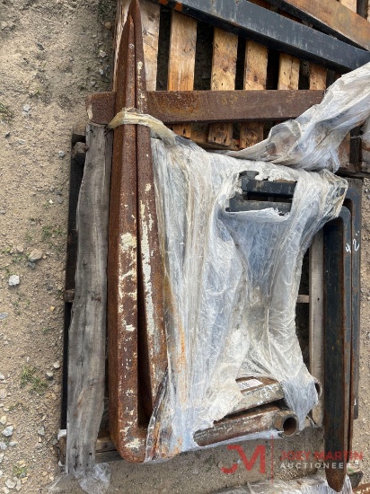 SET OF (2) TELEHANDLER FORKS
