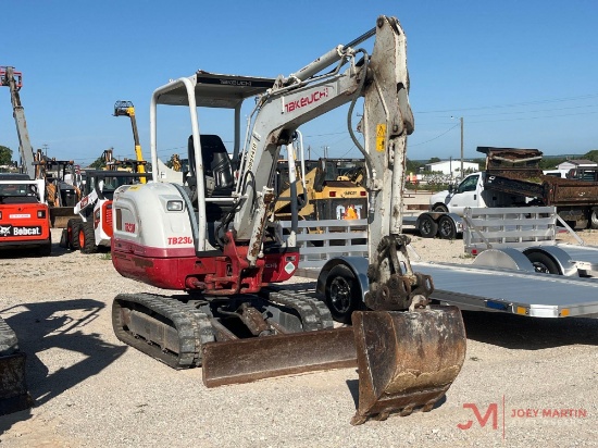 2019 TAKEUCHI TB230 MINI EXCAVATOR