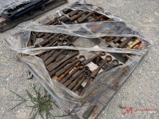 CONTENTS OF PALLET VARIOUS HAMMER WRENCHES