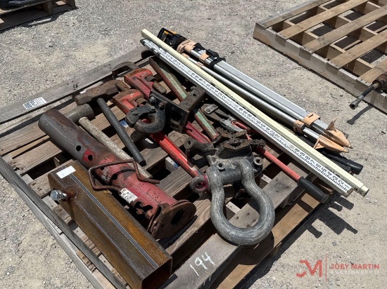 CONTENTS OF PALLET CLEVIS, HITCH, TRI-POD, GOOSENECK HITCHES