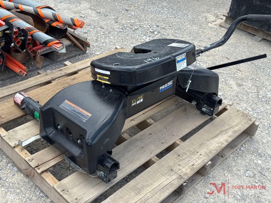 REESE ELITE 18 SLIDING FIFTH WHEEL