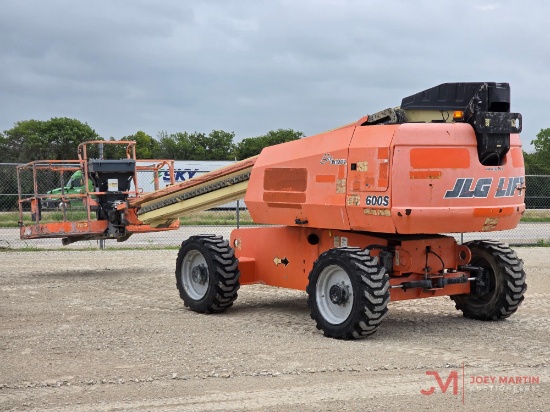 2017 JLG 600S BOOM LIFT