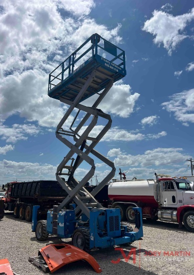 2013 GENIE GS-3390 ROUGH TERRAIN SCISSOR LIFT