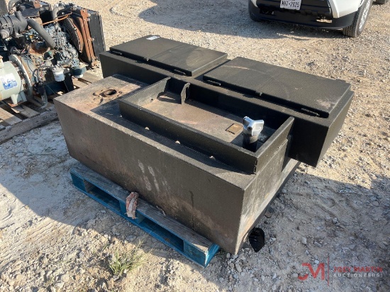 BCI AUX FUEL TANK / TOOLBOX COMBO