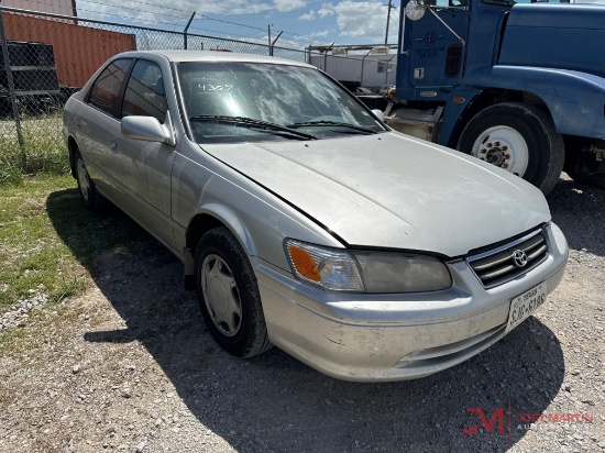 2000 TOYOTA CAMARYCE CAR