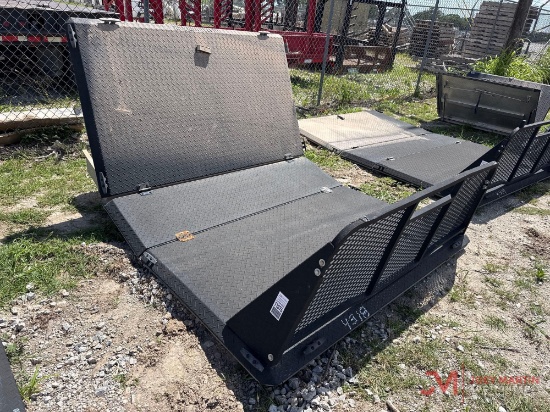 TRUCK BED COVER WITH HEADACHE RACK