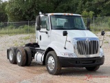 2005 INTERNATIONAL 8600 DAY CAB