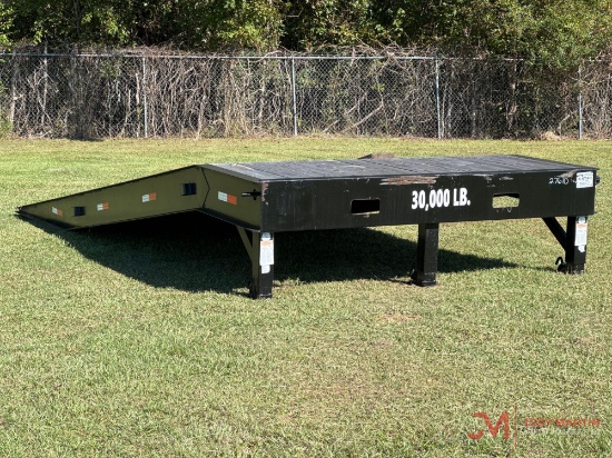 NEW PRO-SERIES 30,000 LB CAPACITY LOADING DOCK