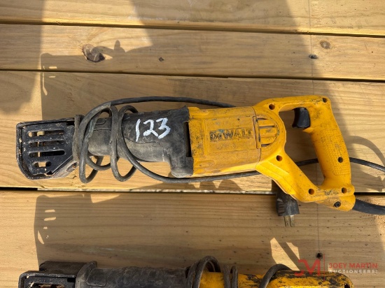 DEWALT ELECTRIC RECIPROCATING SAW
