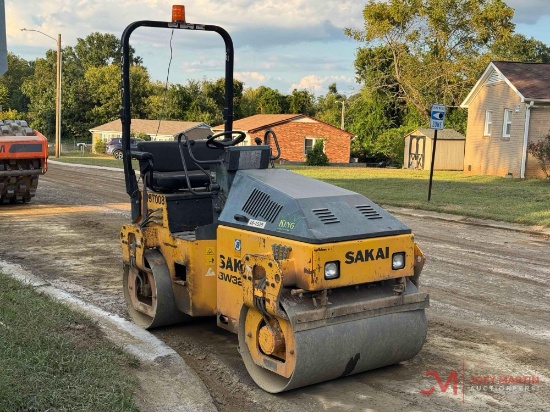 2015 SAKAI SW320-1 DOUBLE DRUM ROLLER