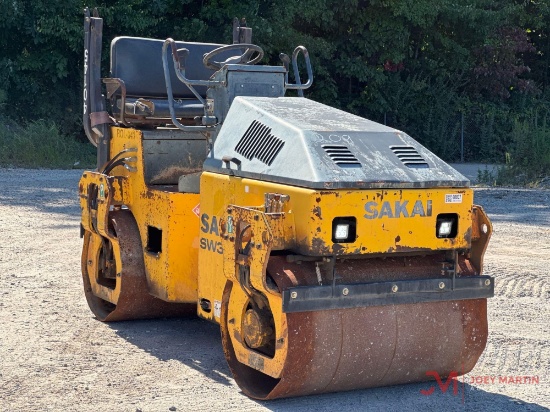 2011 SAKAI 320-1 DOUBLE DRUM ROLLER