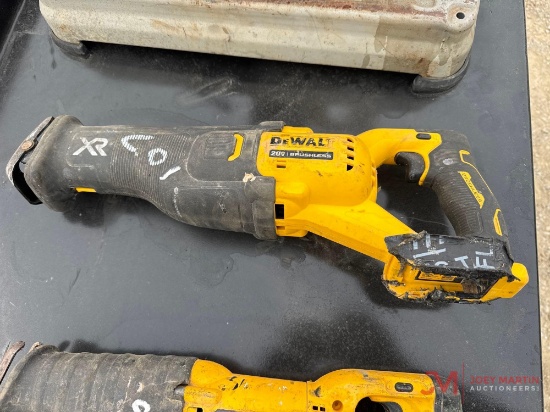 (1) DEWALT 20V RECIPROCATING SAW (NO BATTERY)
