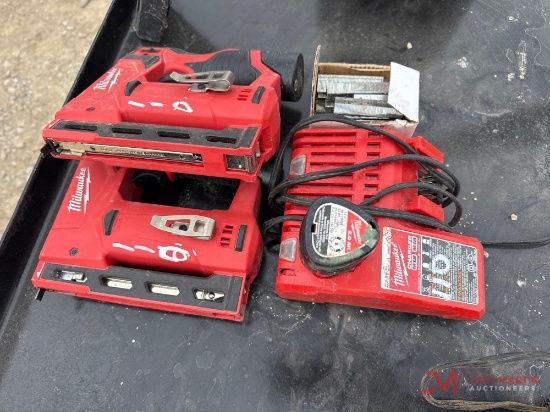 (2) MILWAUKEE CORDLESS STAPLE GUNS W/ BATTERIES & CHARGER
