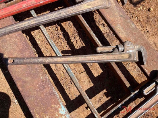 36" Pipe Wrench