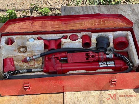 Hydraulic Port-A-Power With Attachments & Box