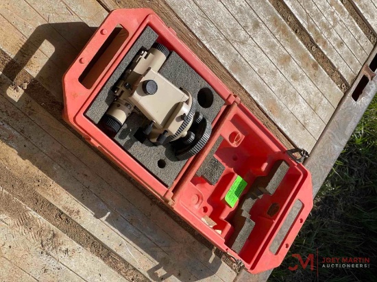 David White Lt8-300p Universal Level Transit