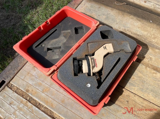 David White Lt8-300 Line Transfer Unit With Case