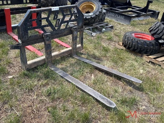 Blue Diamond 48" Forks Skid Steer Attachment