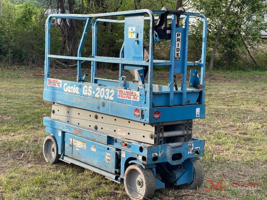 2003 GENIE GS-2032 ELECTRIC SCISSOR LIFT