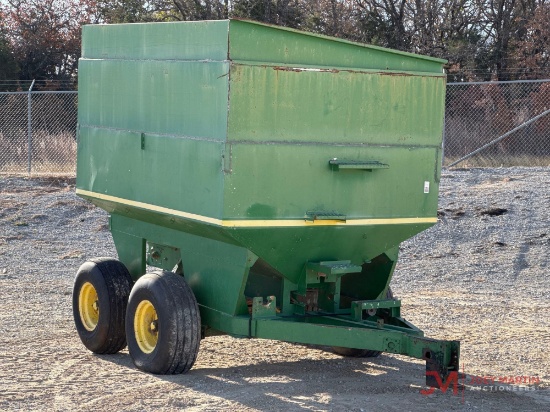 JOHN DEERE PULL GRAIN CART