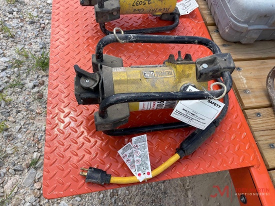 Oztec Electric Concrete Vibrator Motor