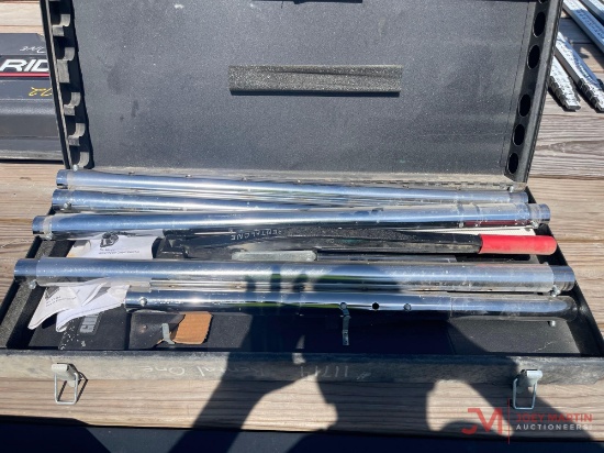 Gundlach Carpet Power Stretcher With Case