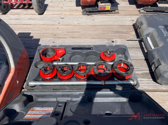 Ridgid Manual Ratchet Pipe Threader Set