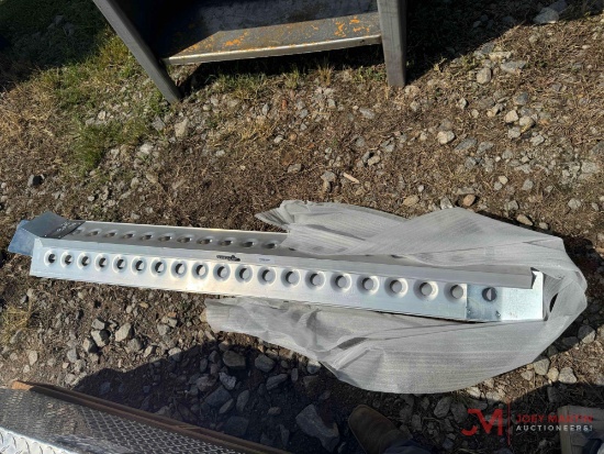 (4) 6' ALUMINUM RAMPS
