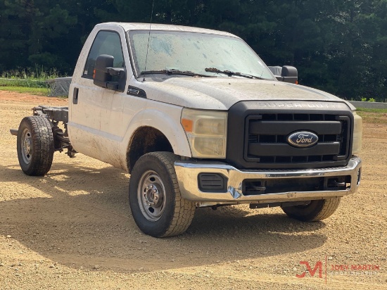 2011 FORD F-250 XL SUPER DUTY CAB & CHASSIS TRUCK