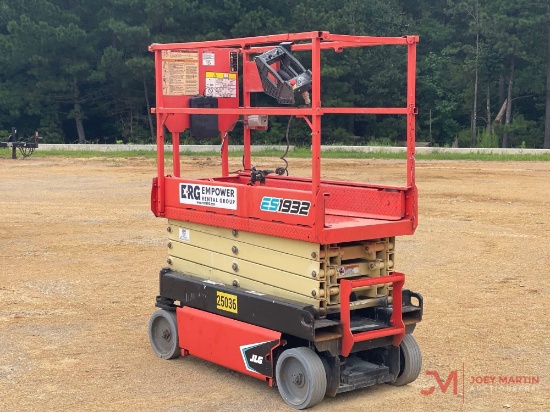 2018 JLG ES1932 ELECTRIC SCISSOR LIFT
