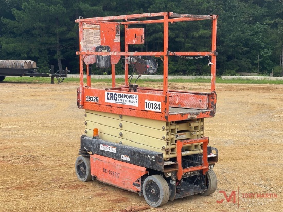 2017 JLG 1932R ELECTRIC SCISSOR LIFT