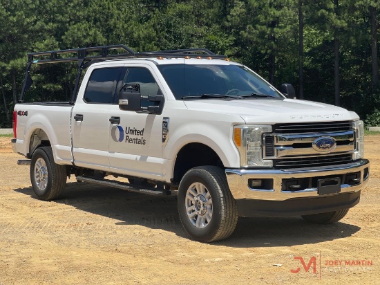 2017 FORD F-250 XLT SUPER DUTY PICKUP TRUCK