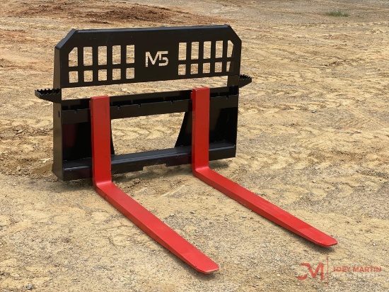 NEW M5 48" FORKS SKID STEER ATTACHMENT