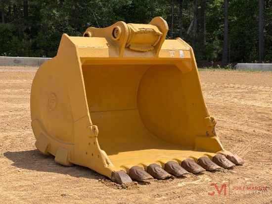 CF 72" TOOTH BUCKET EXCAVATOR ATTACHMENT
