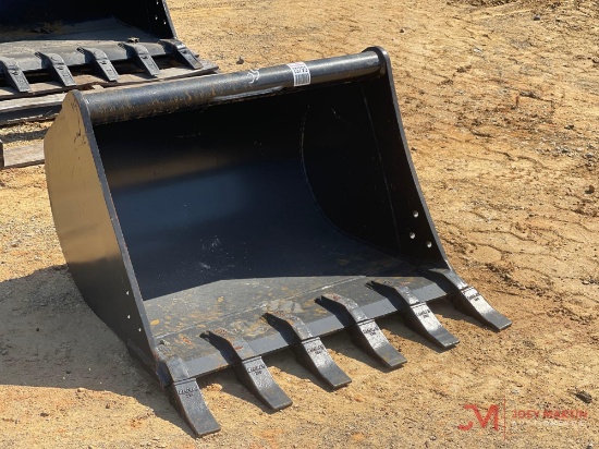 35" EXCAVATOR TOOTH BUCKET