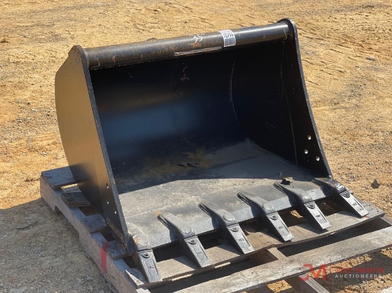 35" EXCAVATOR TOOTH BUCKET