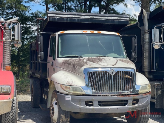2004 INTERNATIONAL 4300 DUMP TRUCK
