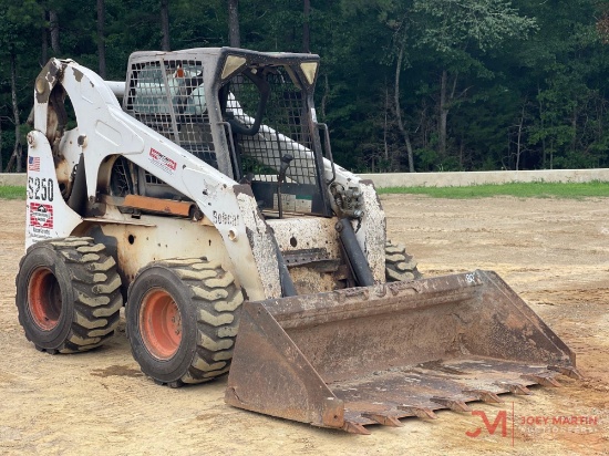 2002 BOBCAT S250 SKID STEER LOADER
