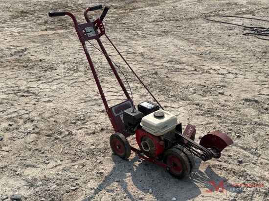 GAS POWERED EDGER
