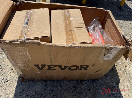 UNUSED VEVOR KF-60C-1 15 GALLON BATTERY POWERED ROLLING SPRAYER