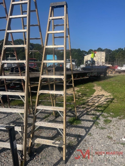 GREEN BULL 10' STEP LADDER