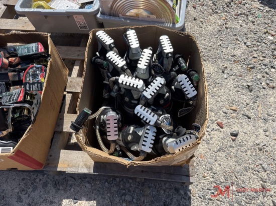 Contents Of Box: (12) Black Diamond Avalanche Refrigerant