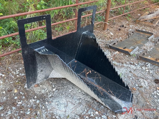 UNUSED TREE SPADE SKID STEER ATTACHMENT